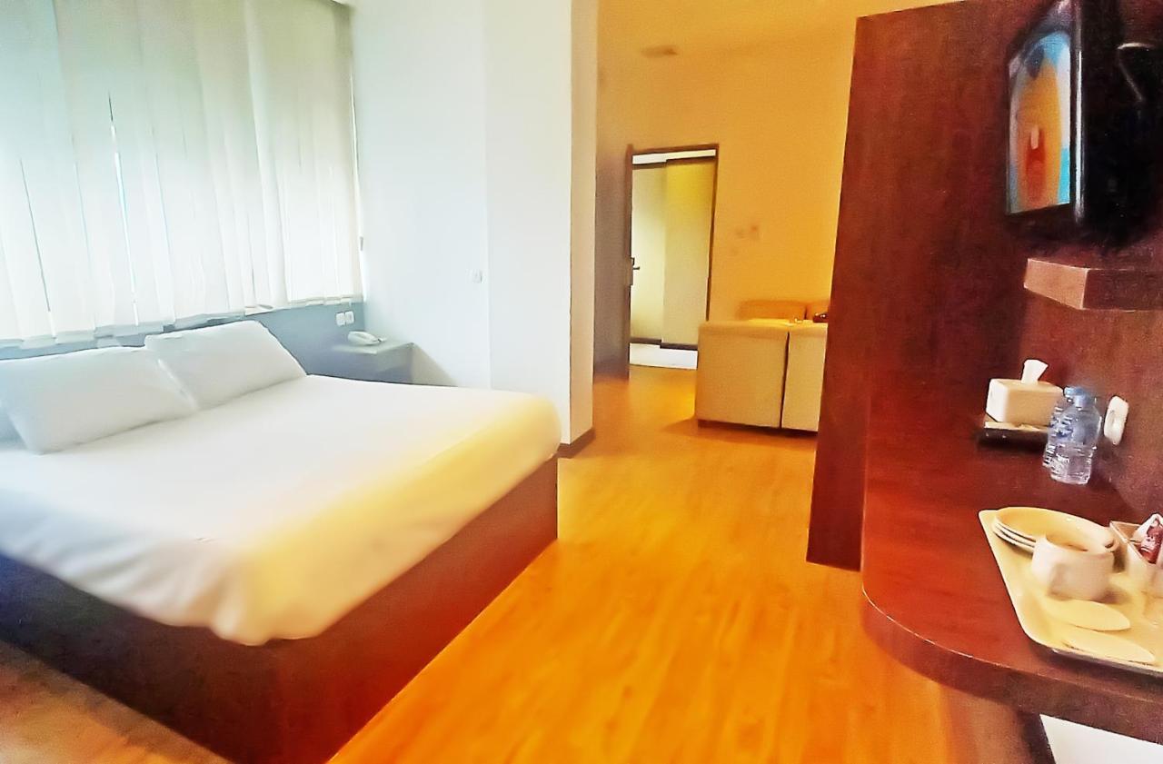 Hotel Aruni Ancol 雅加达 外观 照片