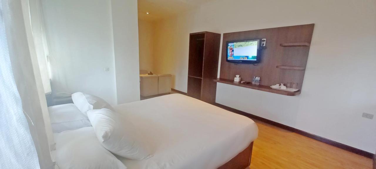 Hotel Aruni Ancol 雅加达 外观 照片